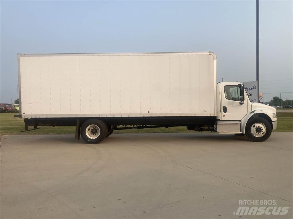 Freightliner M2 106 새시 운전실 트럭