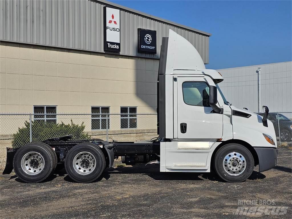 Freightliner PE116DC 트랙터 유닛