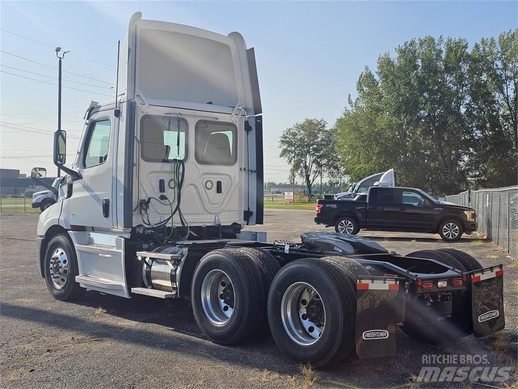Freightliner PE116DC 트랙터 유닛