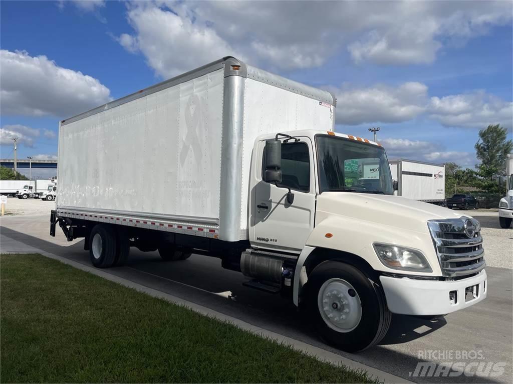 Hino 268 탑차 트럭