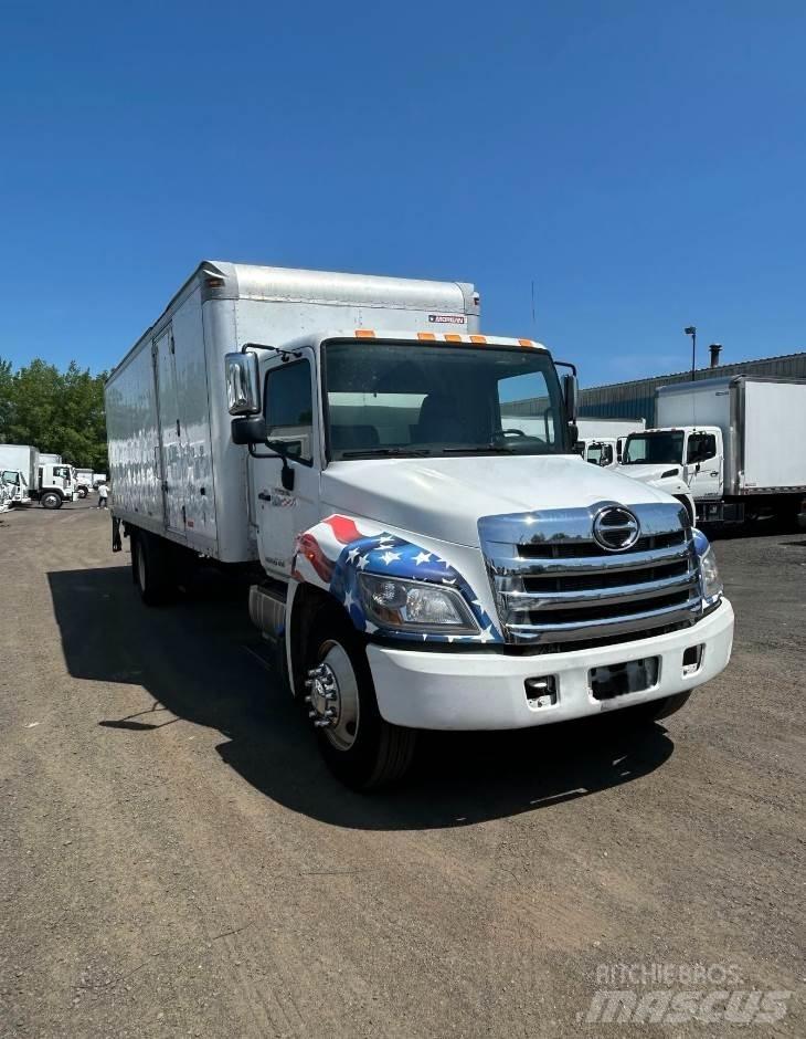 Hino 268 탑차 트럭