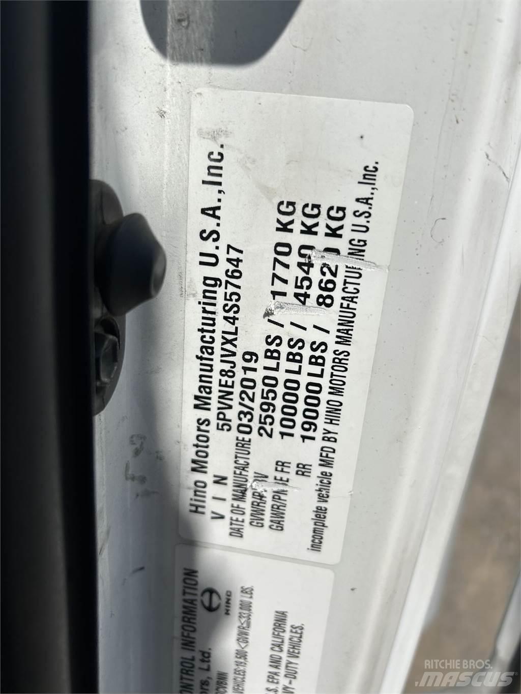 Hino 268 탑차 트럭