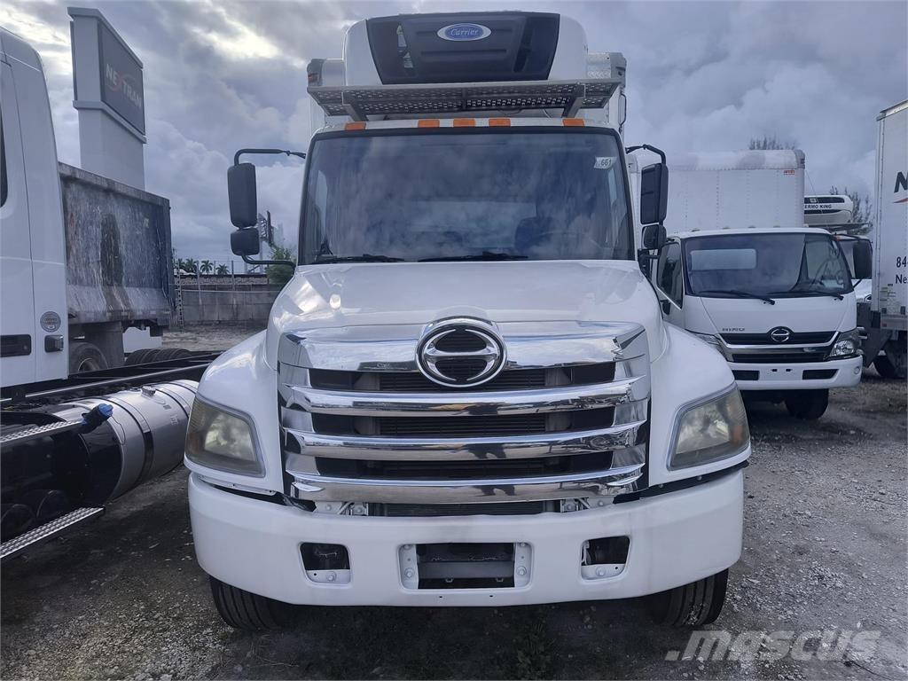 Hino 268 탑차 트럭