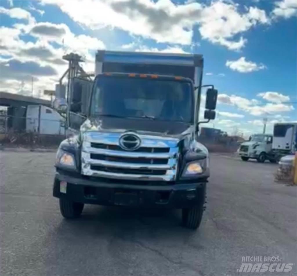 Hino 268A 탑차 트럭