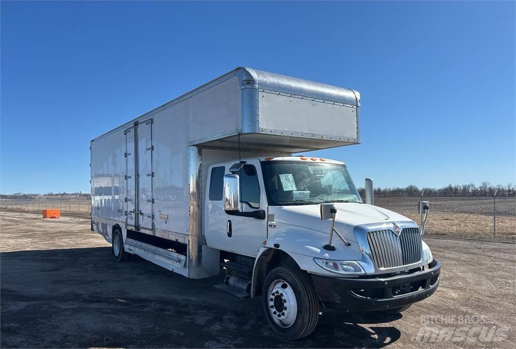 International 4300 탑차 트럭
