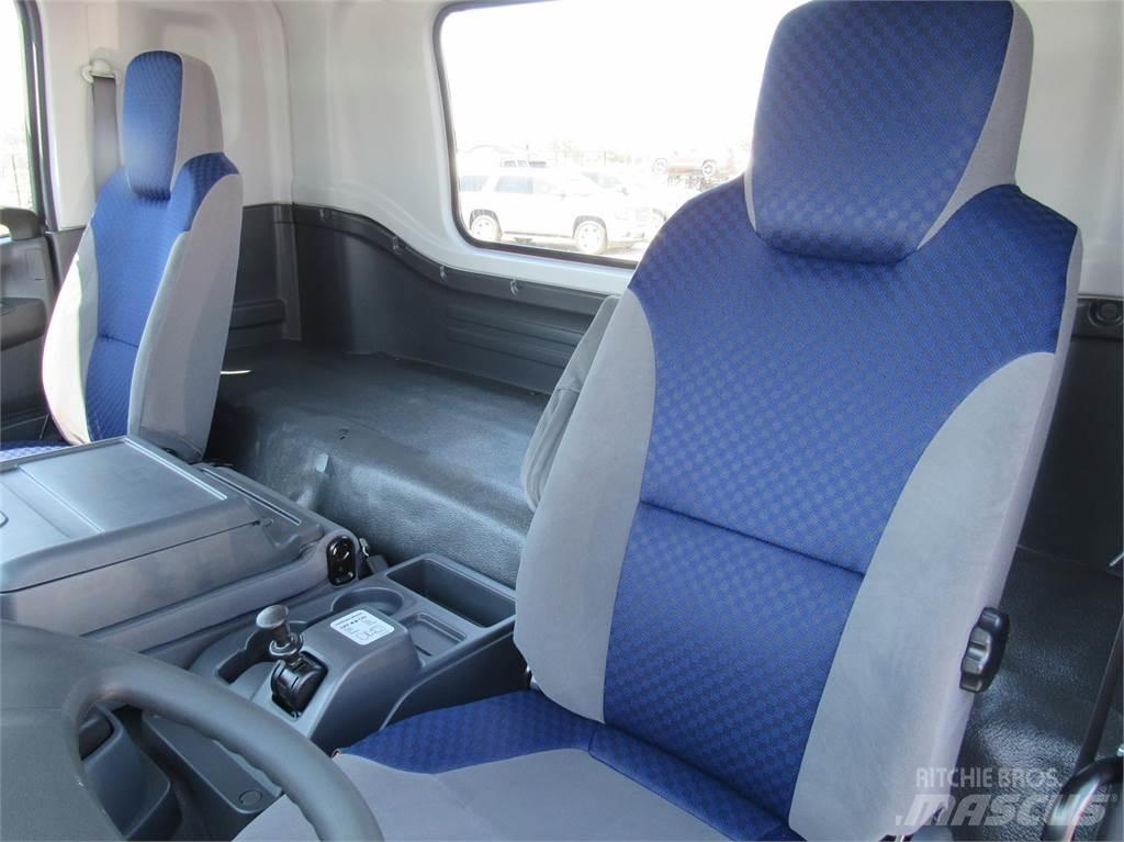 Isuzu FTR Diesel 새시 운전실 트럭