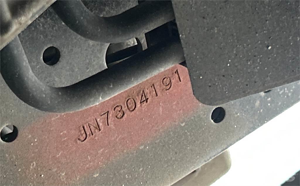 Isuzu NPR 탑차 트럭