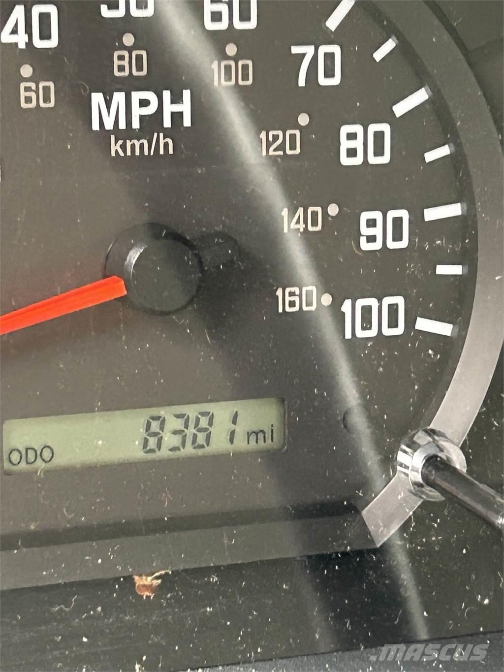 Isuzu NPR HD DC 덤프 트럭