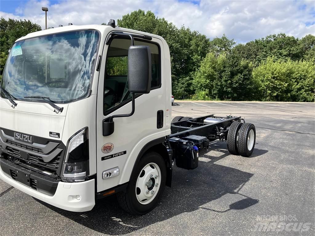 Isuzu NRR 새시 운전실 트럭