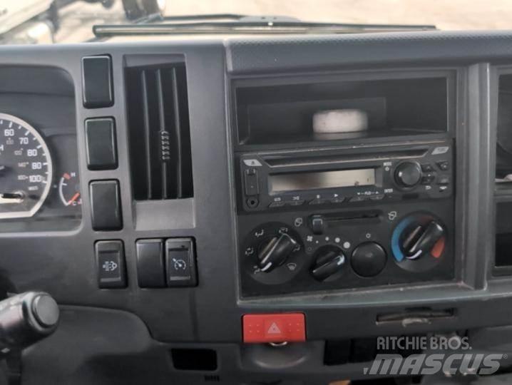 Isuzu NRR 기타 트럭