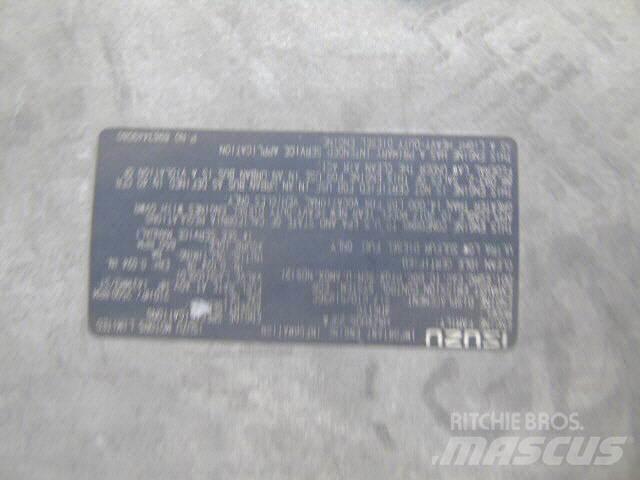 Isuzu NRR 20' REEFER 탑차 트럭