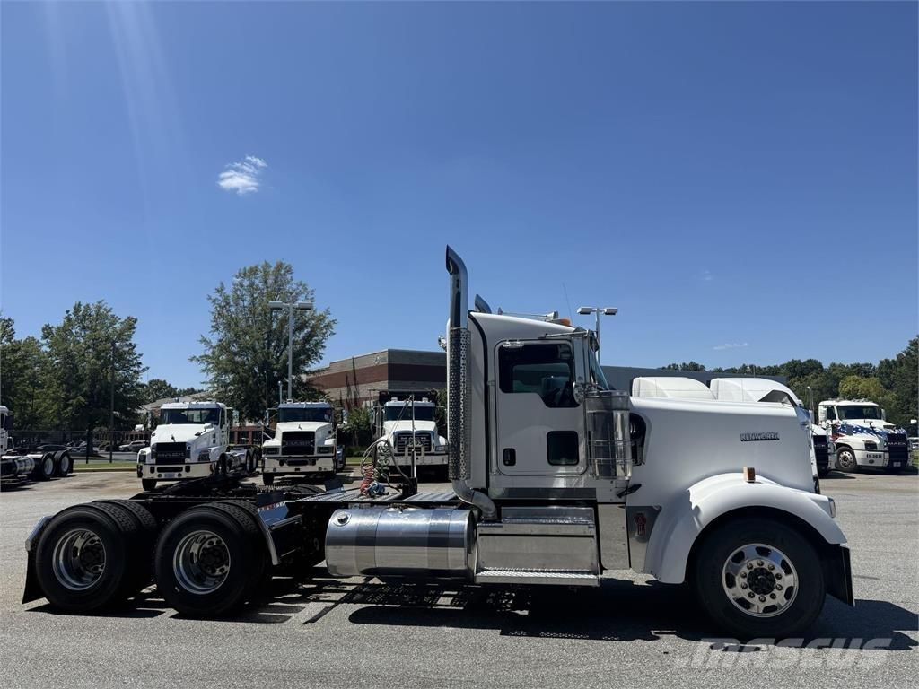 Kenworth W900 트랙터 유닛