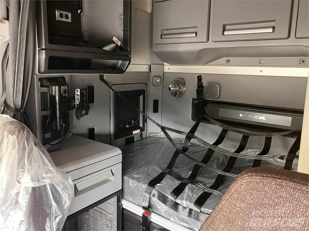 Mack AN64T 트랙터 유닛