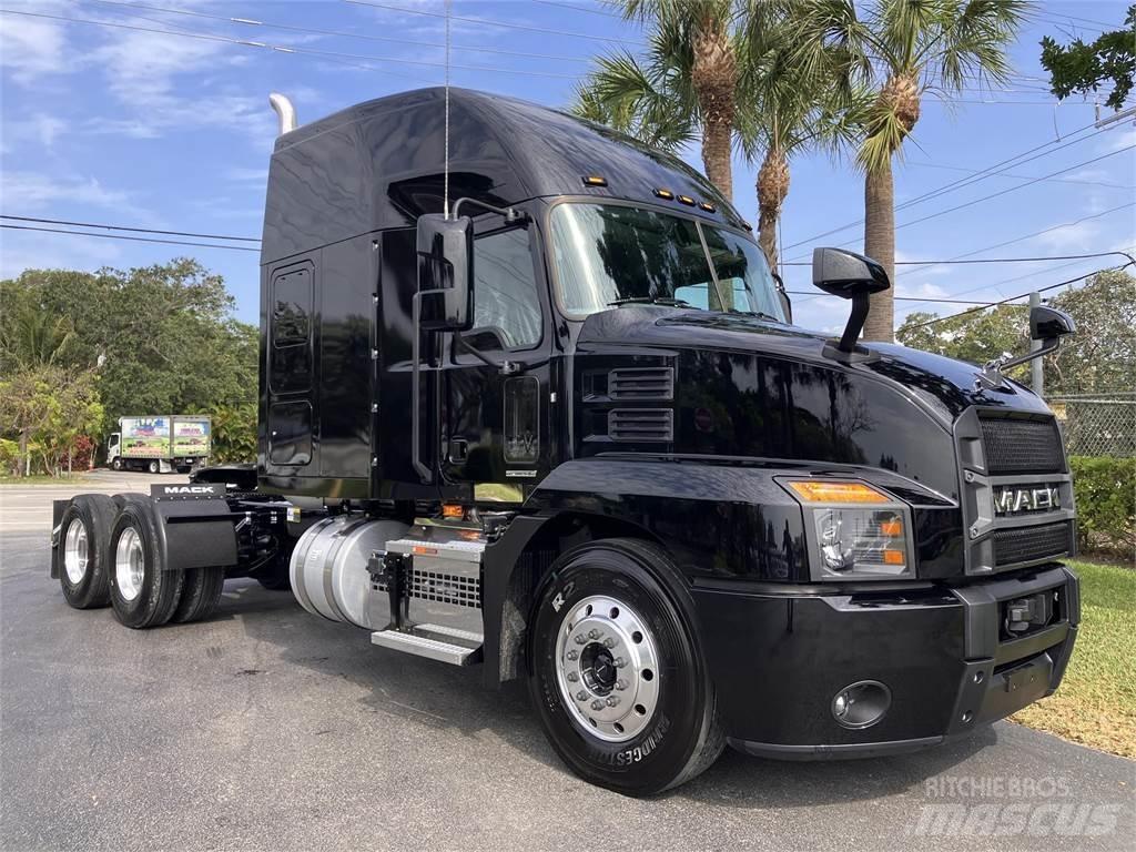 Mack AN64T 트랙터 유닛