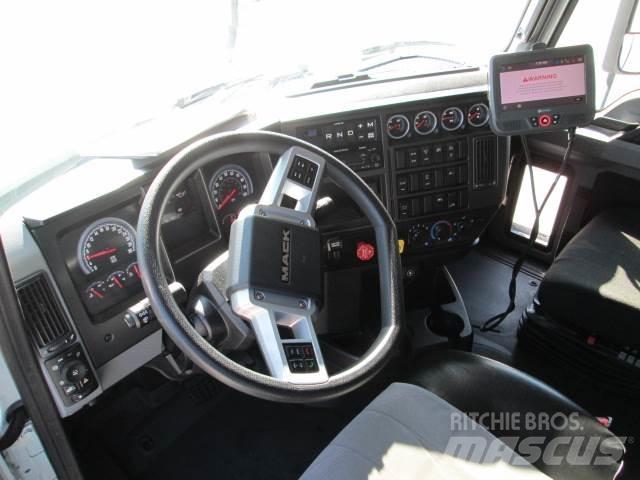 Mack AN64T 트랙터 유닛