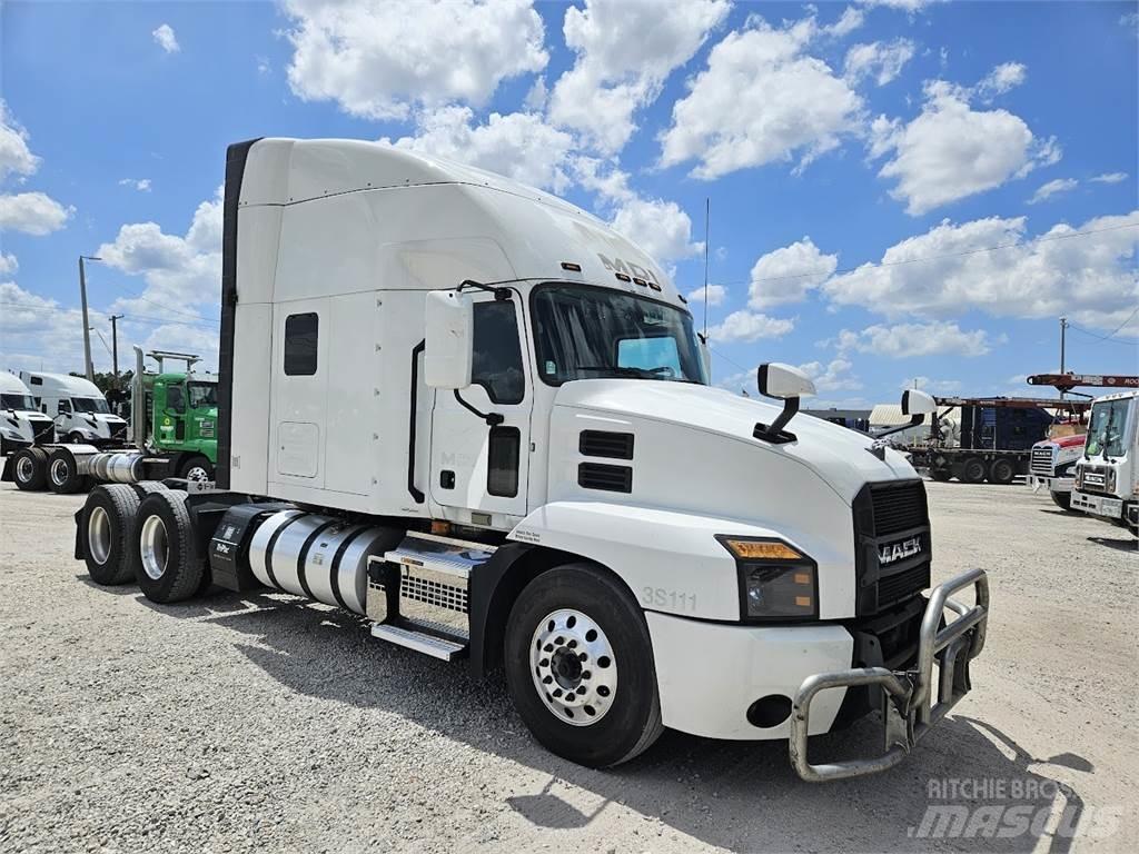 Mack AN64T 트랙터 유닛