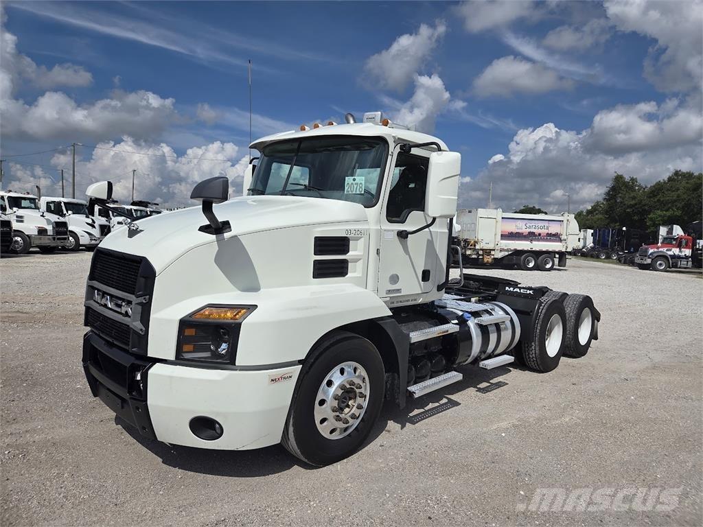 Mack AN64T 트랙터 유닛