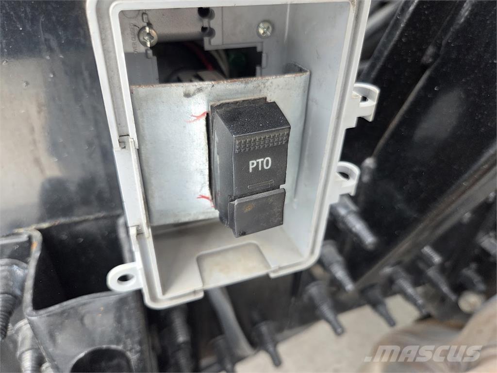Mack AN64T 트랙터 유닛