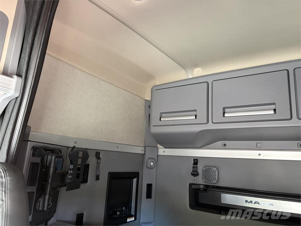 Mack AN64T 트랙터 유닛