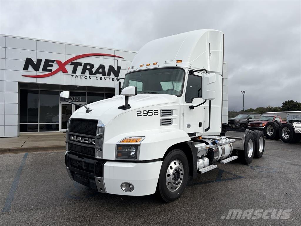 Mack AN64T 트랙터 유닛