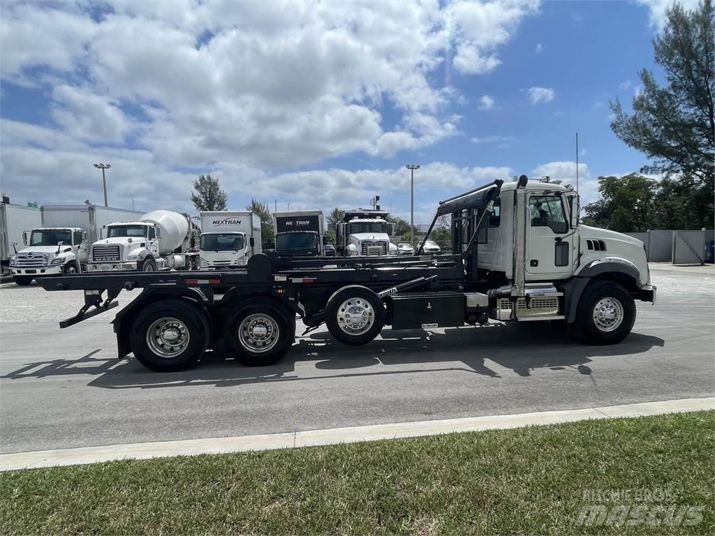 Mack GR64B 트랙터 유닛