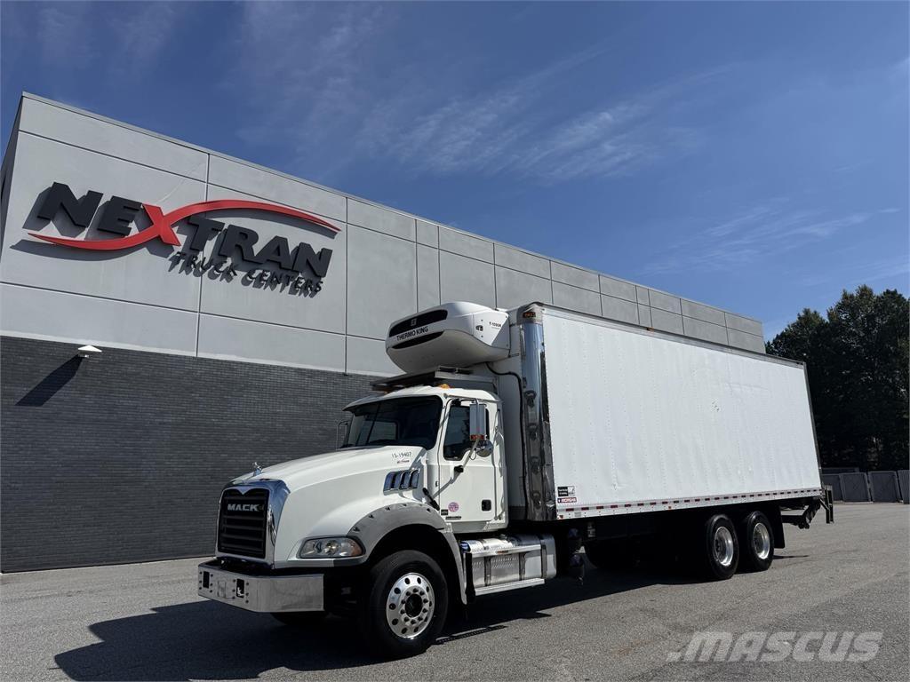 Mack GR64B9 트랙터 유닛