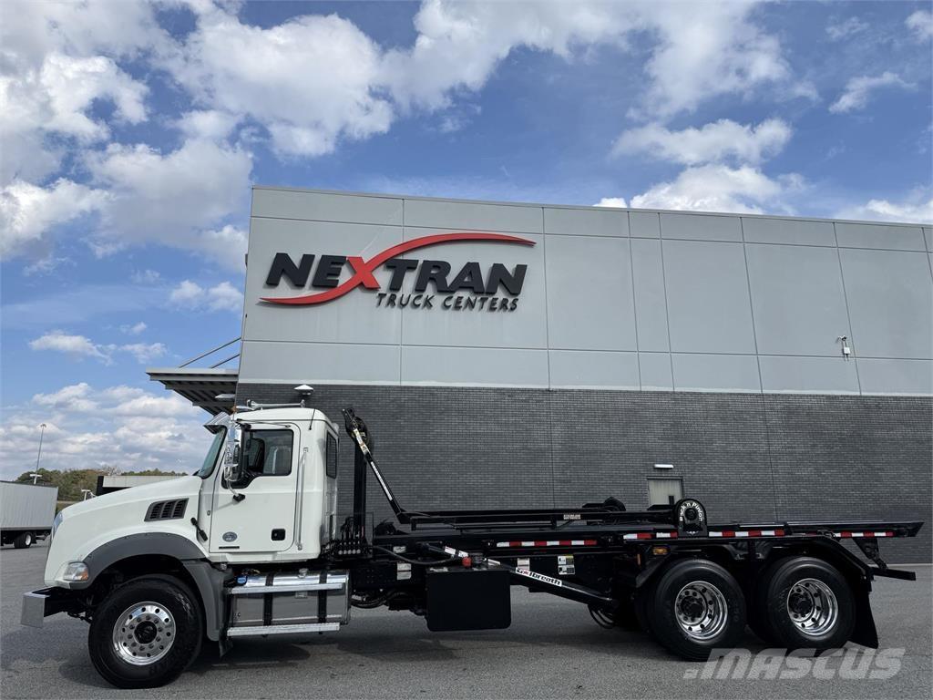 Mack GR64BR 기타 트럭