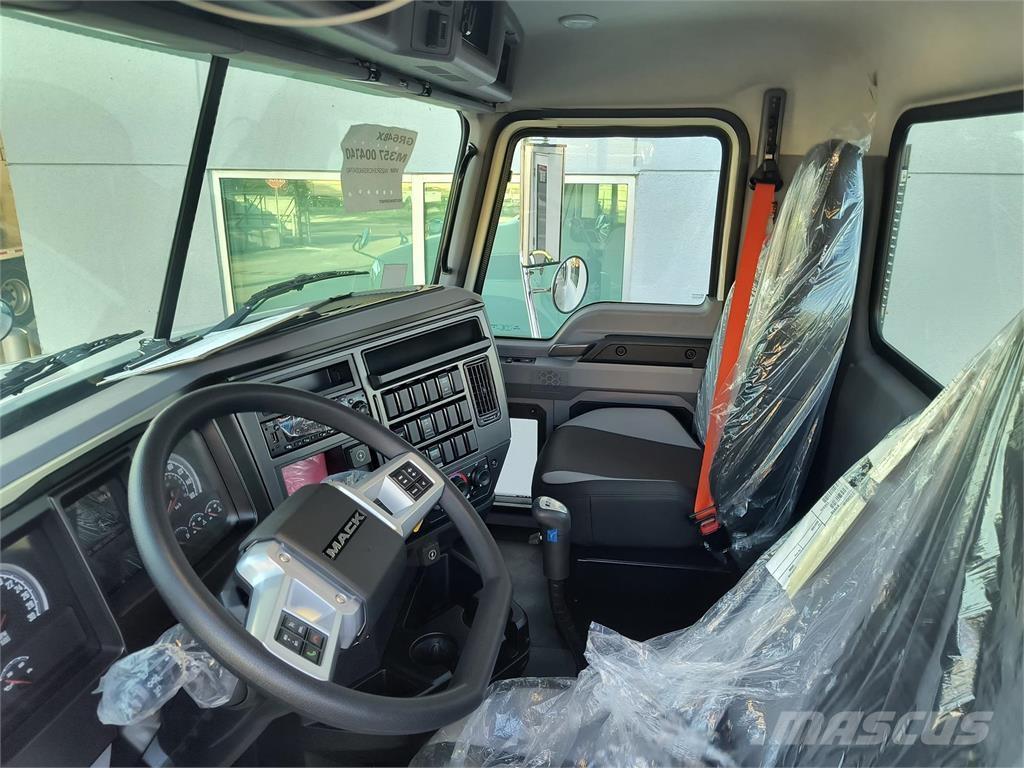 Mack GR64BX 콘크리트 믹서트럭