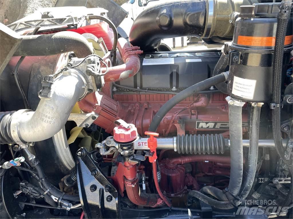 Mack GR64F 훅 리프트 트럭
