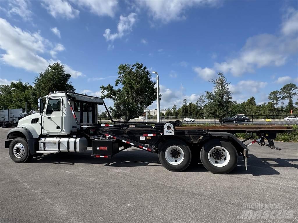 Mack GR64F 기타 트럭