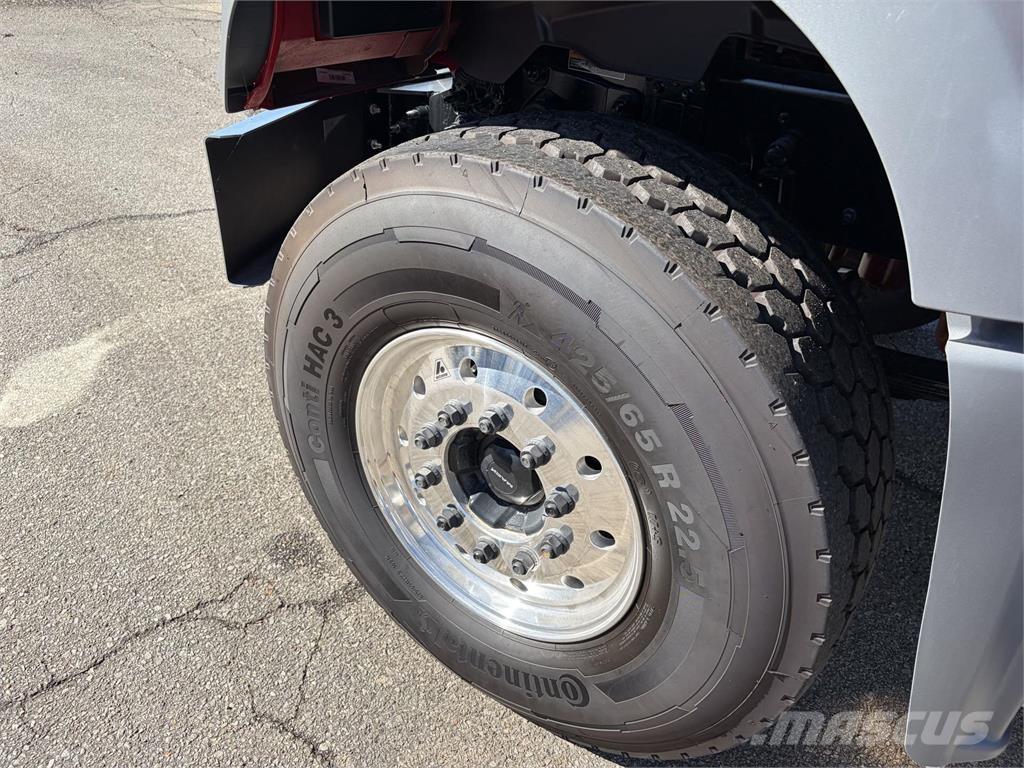 Mack GR64FR 콘크리트 믹서트럭