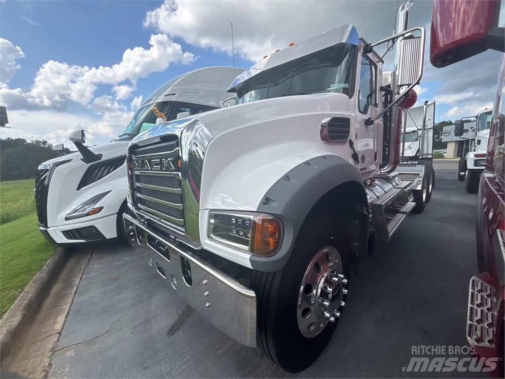 Mack GR64FT 트랙터 유닛