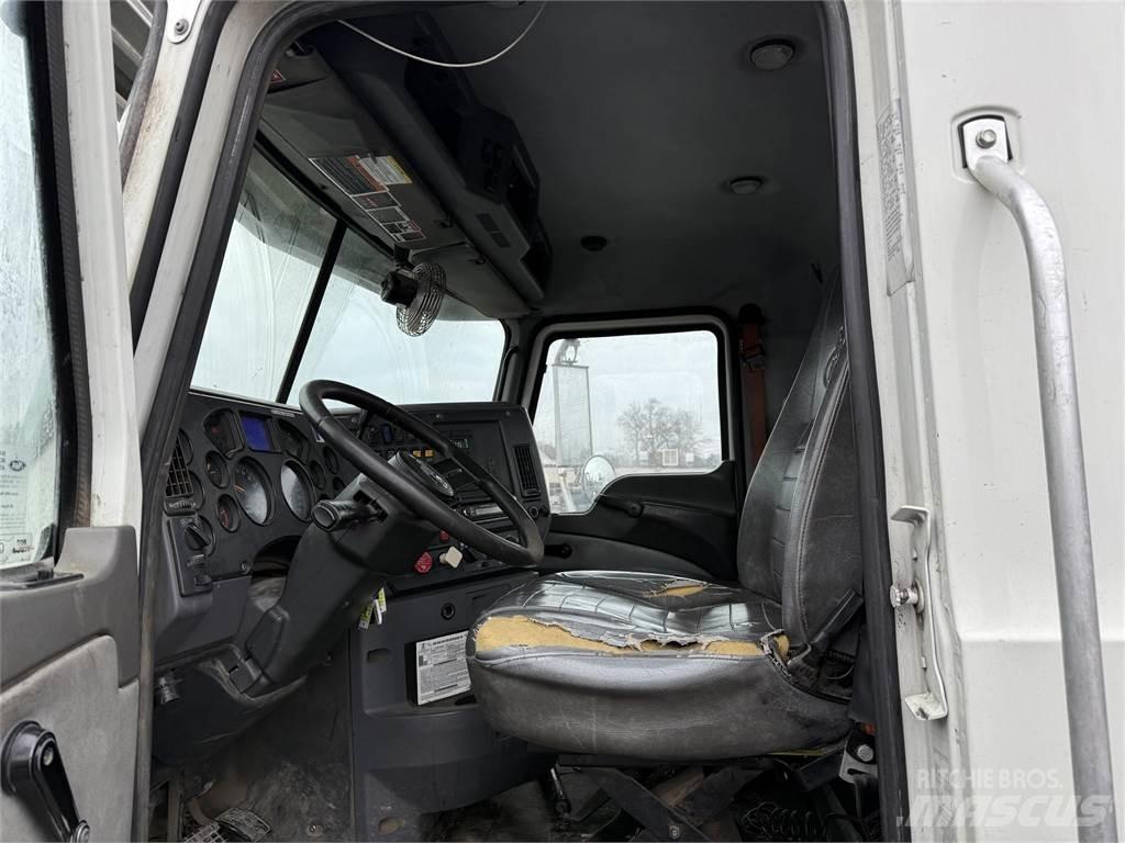 Mack GU700 새시 운전실 트럭