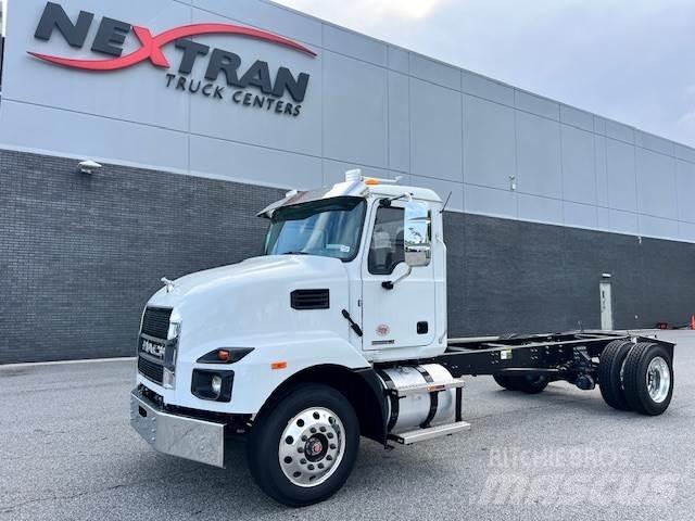 Mack MD6 42R 새시 운전실 트럭