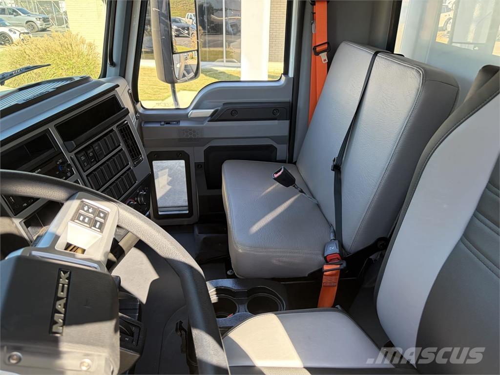 Mack MD6 42R 탑차 트럭