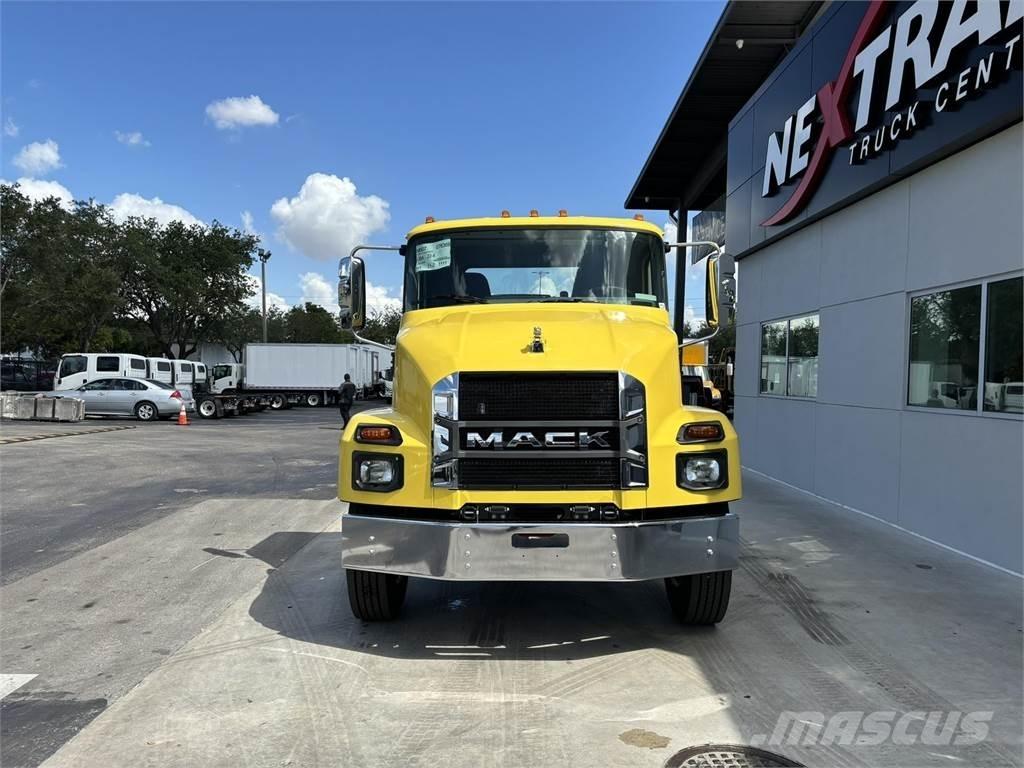 Mack MD7 42R 임업 장비 - 기타