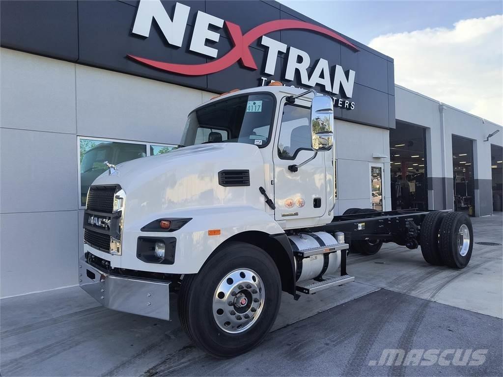 Mack MD7 42R 새시 운전실 트럭