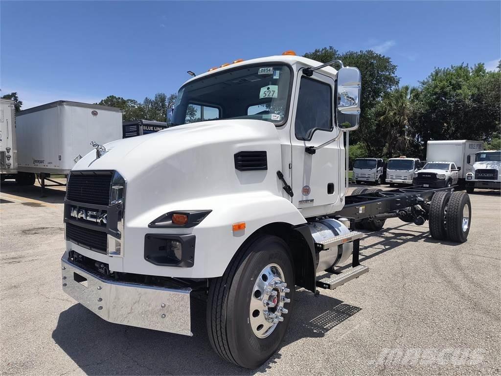 Mack MD7 42R 덤프 트럭