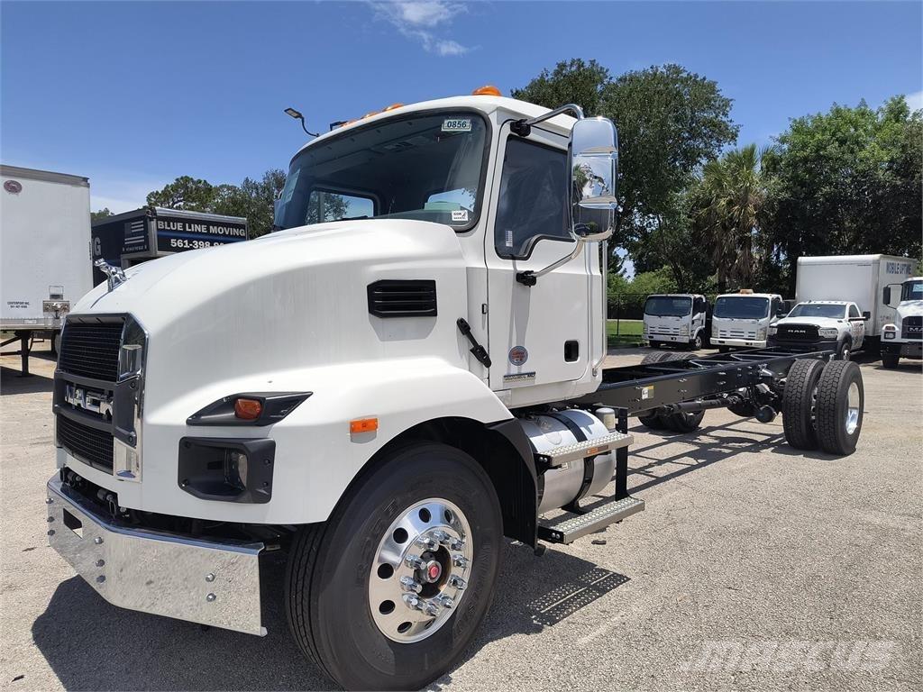 Mack MD7 42R 새시 운전실 트럭