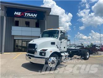 Mack MD742 새시 운전실 트럭