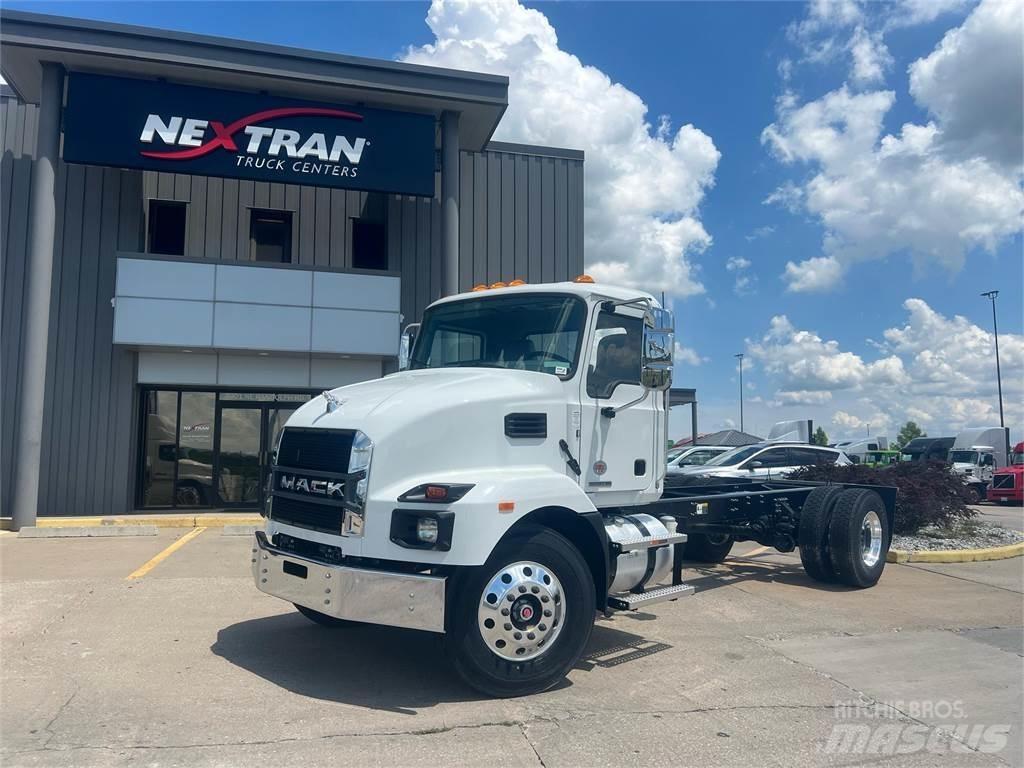 Mack MD742 새시 운전실 트럭