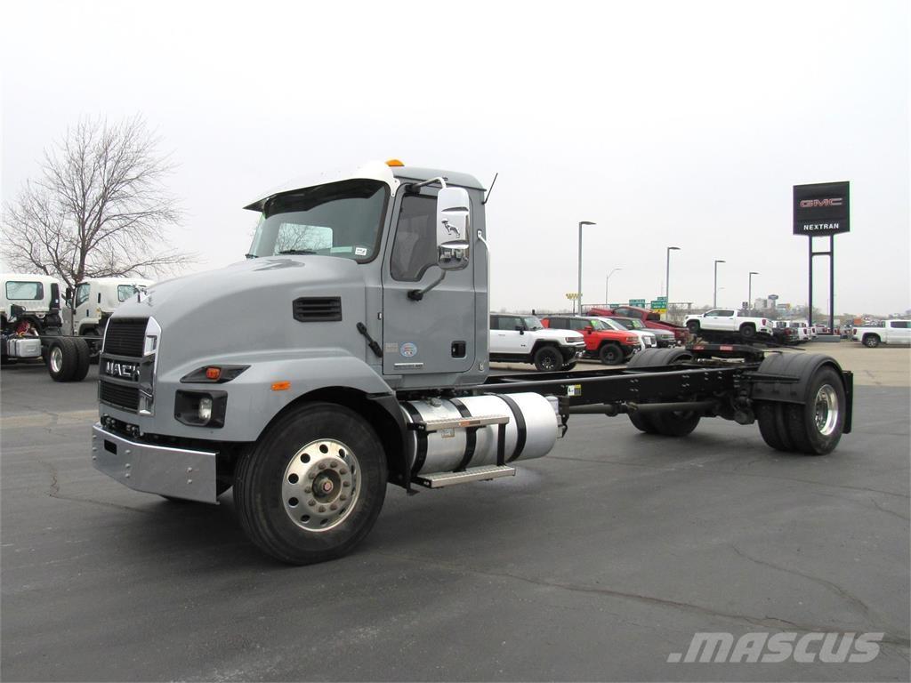 Mack MD742 새시 운전실 트럭