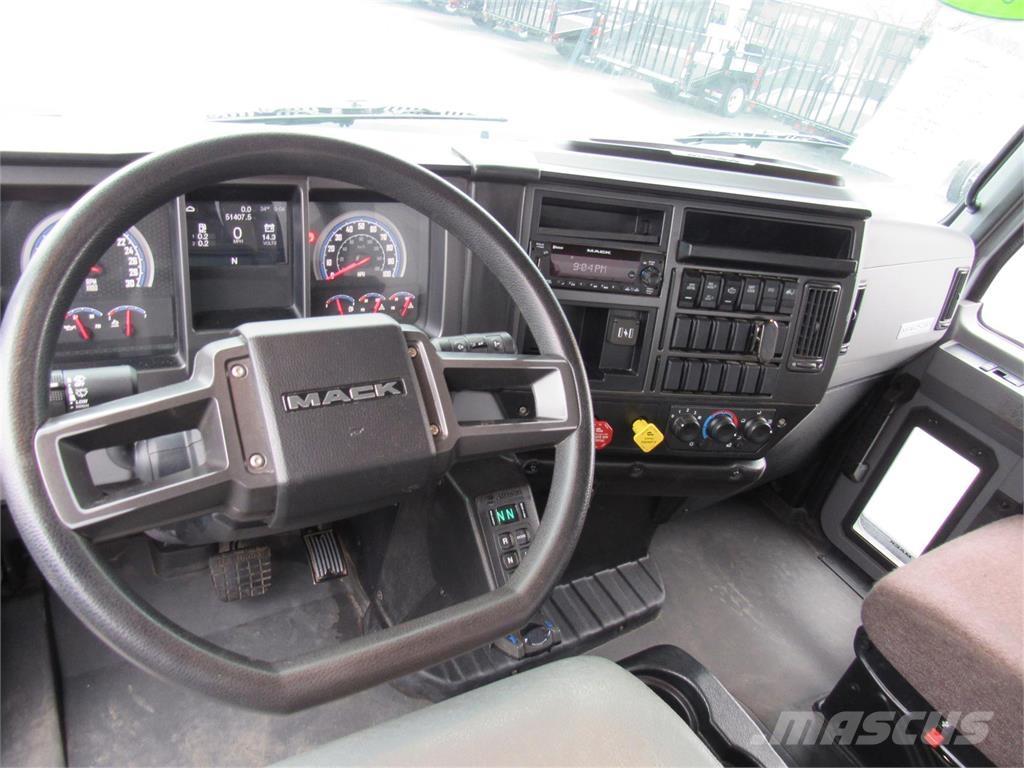Mack MD742 새시 운전실 트럭