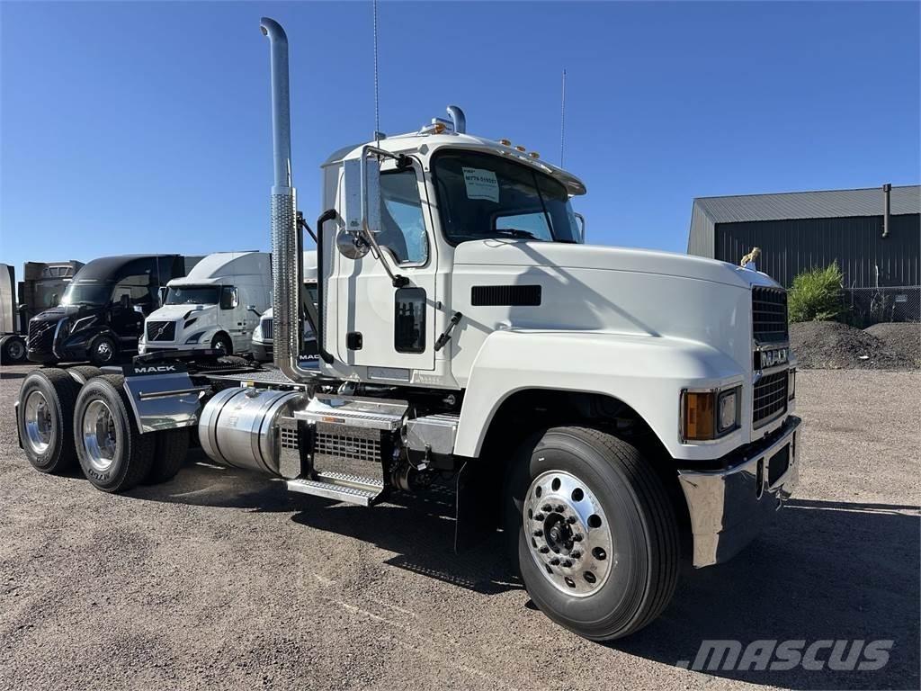 Mack PI64T 트랙터 유닛