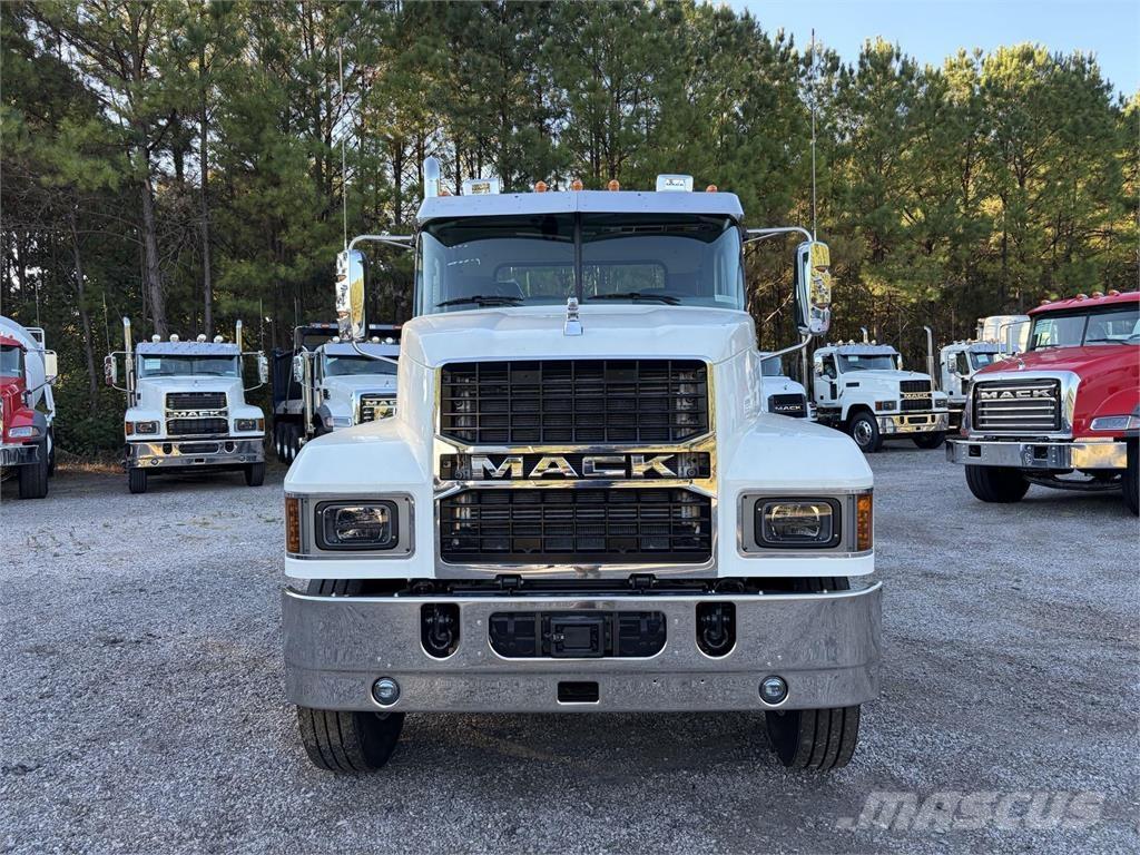 Mack PI64T 트랙터 유닛