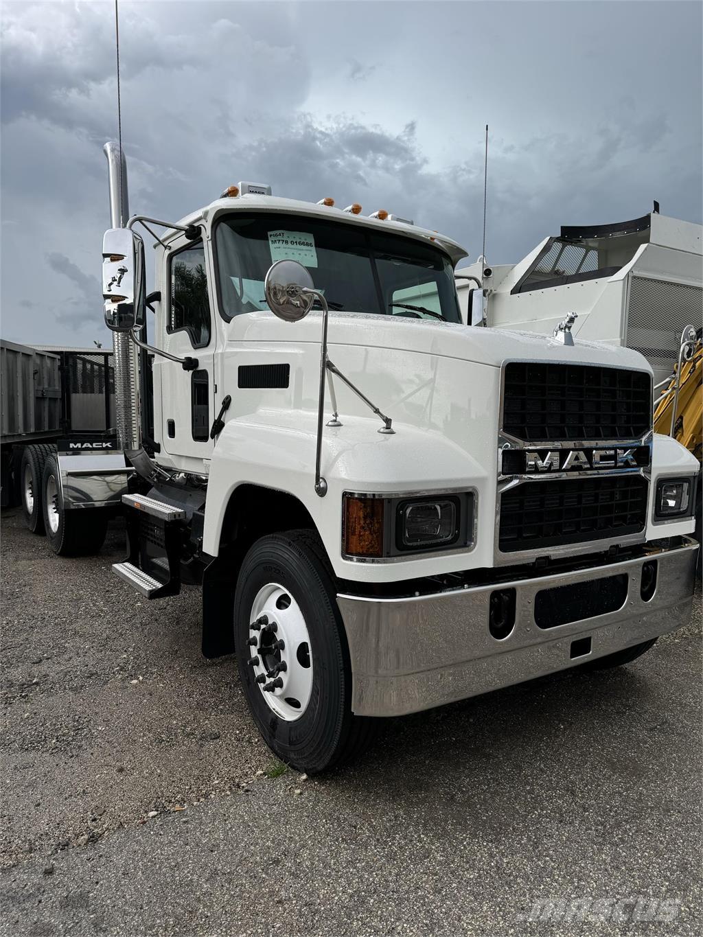 Mack PI64T 트랙터 유닛