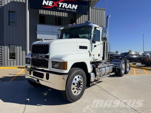 Mack PI64T 트랙터 유닛
