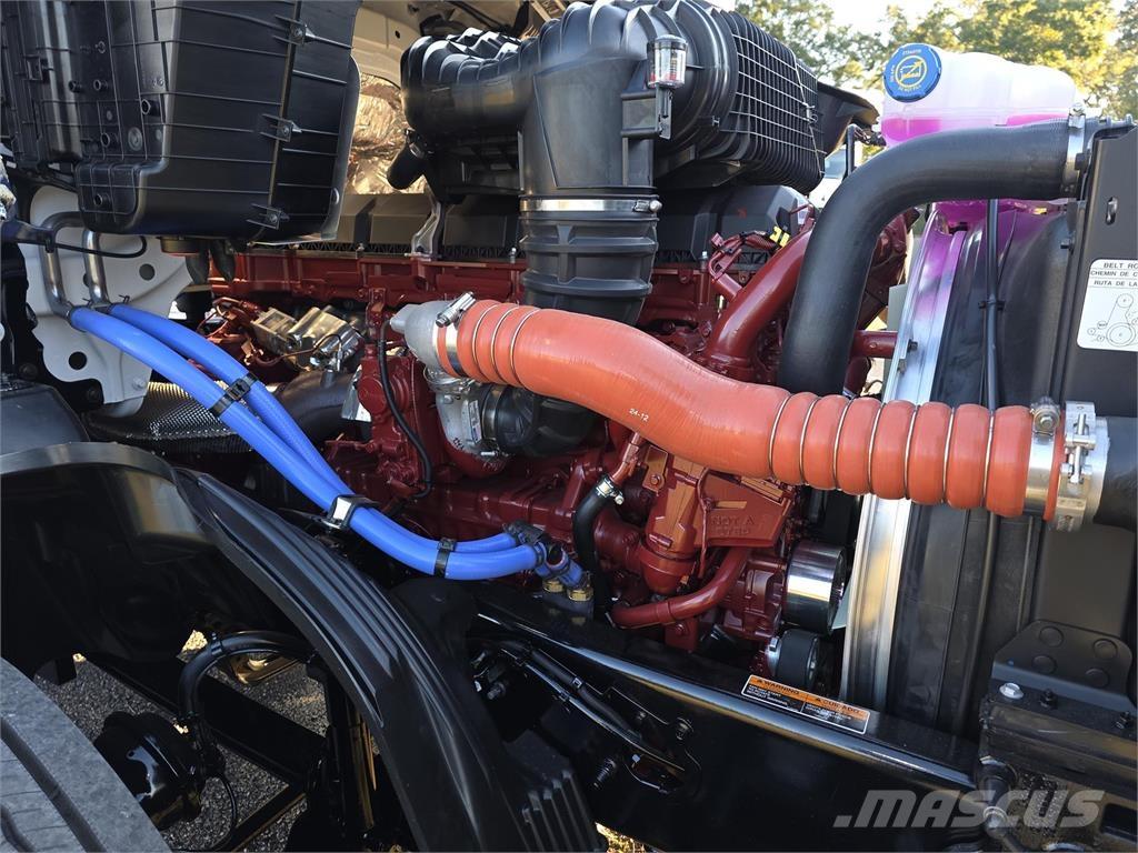 Mack PR64T 트랙터 유닛
