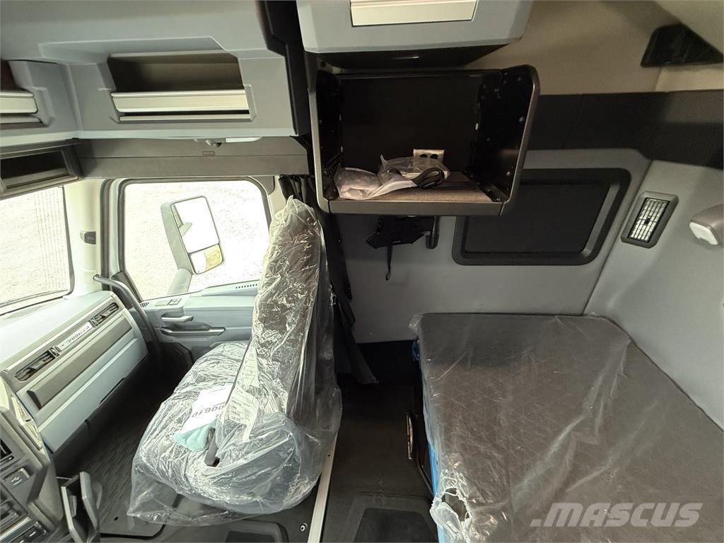 Mack PR64T 트랙터 유닛