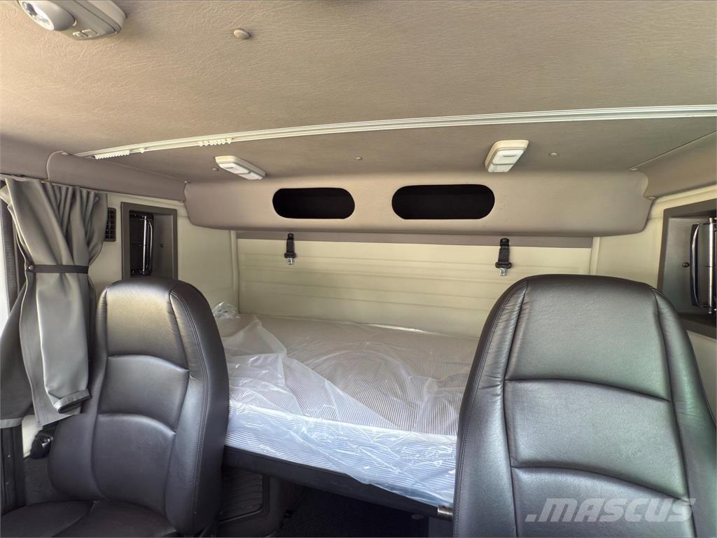 Volvo VAH64400 훅 리프트 트럭